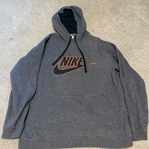 Men’s L Nike hoodie